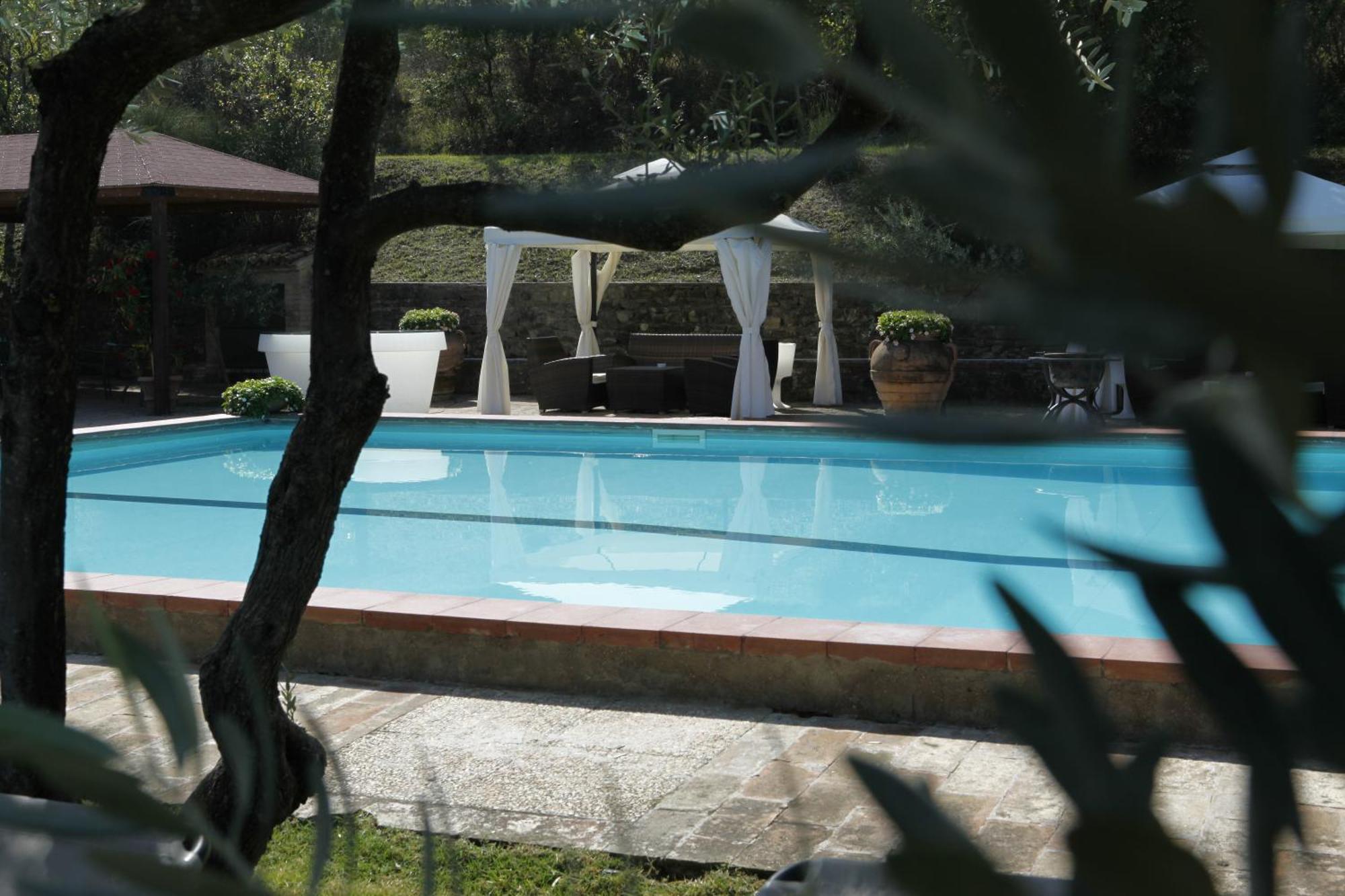 Il Poggio Dei Pettirossi Guest House Bevagna Exterior photo